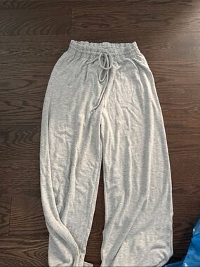 Aritzia The Group Light Gray Elastic Waist Lounge Pants